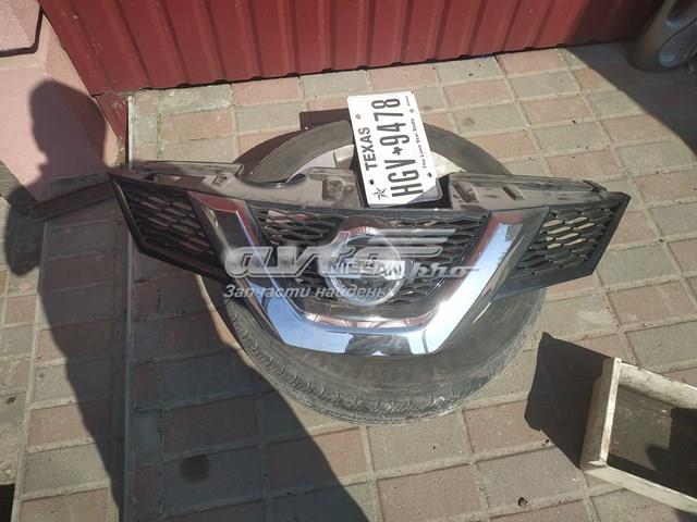 Решетка радиатора 623104BA0B Nissan/Infiniti