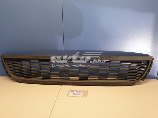 Rejilla de ventilación, parachoques delantero, central 6R0853677A9B9 VAG