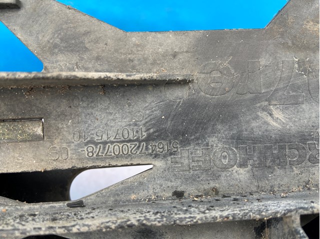 Soporte de paragolpes delantero derecho 51647200778 BMW