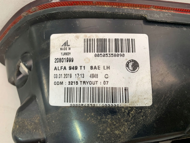 Задняя левая внешняя фара Fiat/Alfa/Lancia 50535809 цена, от 152.02 USD