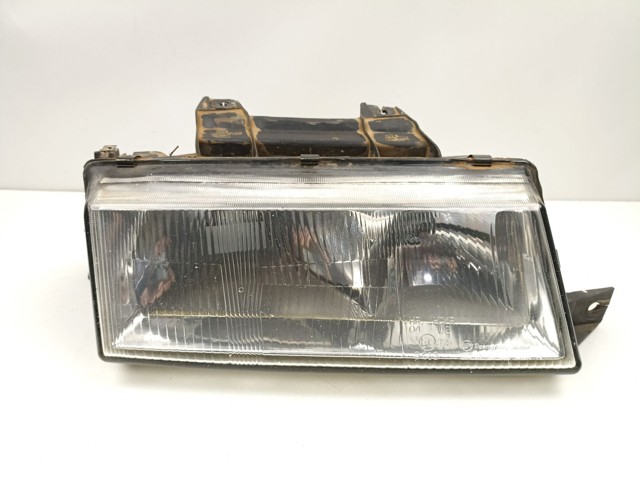 Правая блок фара Ssang Yong 8310205300 цена, от 55.75 USD