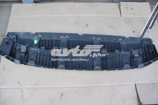 Deflector de parachoques delantero 8U0807233E VAG