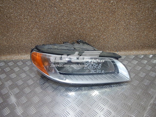 31383543 Volvo luz direita