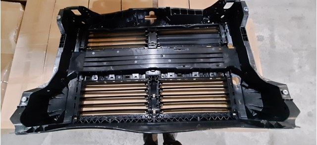 JX6BA16E146 Ford 