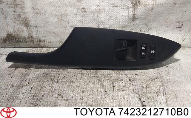 7423212710B0 Toyota панель (накладка блока управления стеклоподъемником передняя левая)