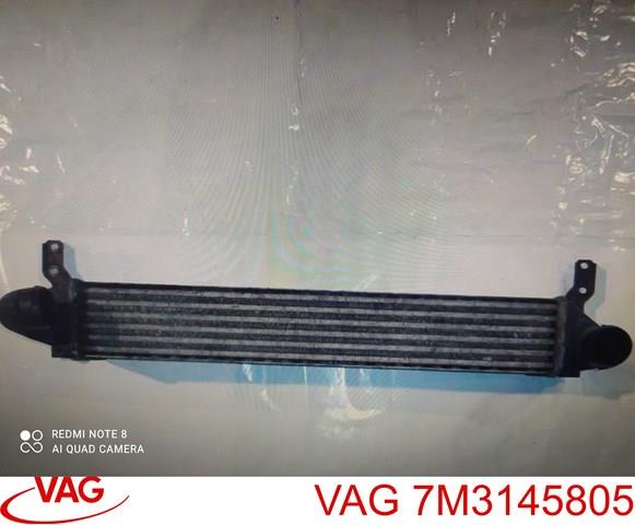 Охолоджувач наддувочного повітря 7M3145805 VAG
