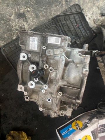 LX6Z7000F Ford Автоматическая коробка передач