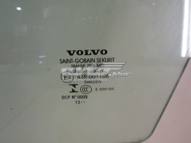 31385410 Volvo Стекло двери передней левой