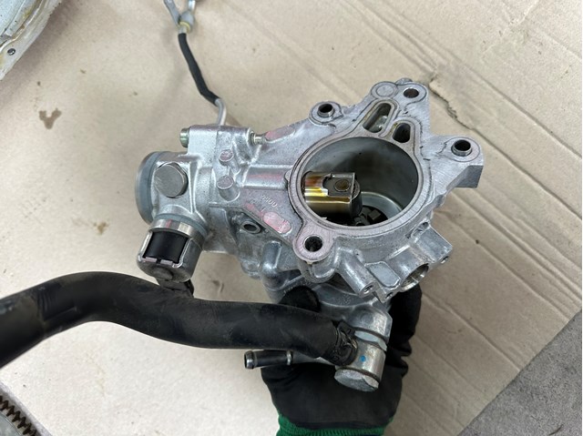  Bomba de combustível de pressão alta Mazda CX-30 SUV (DM) (2019 - 2026) 