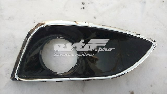 Решітка переднього бампера, права 865862Y000 HYUNDAI