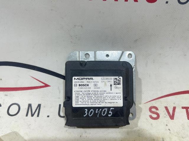  52038939 Chrysler