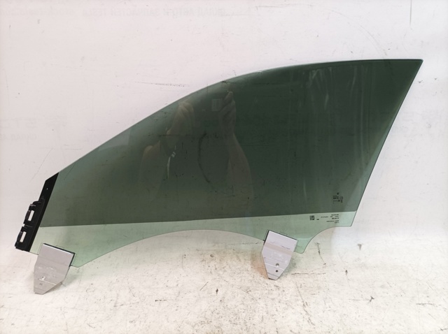 Стекло пассажирской двери Porsche 9J1845020 цена, от 253.39 USD