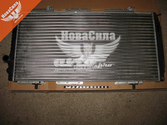 Radiador de esfriamento de motor Profit 0540N1 preço, a partir de 116,07 USD