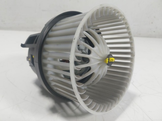  Land Rover LR159881 цена, от 152.37 USD