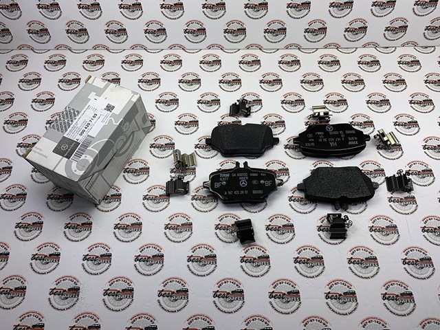 Купить 0004207103 Mercedes Колодки тормозные задние, дисковые