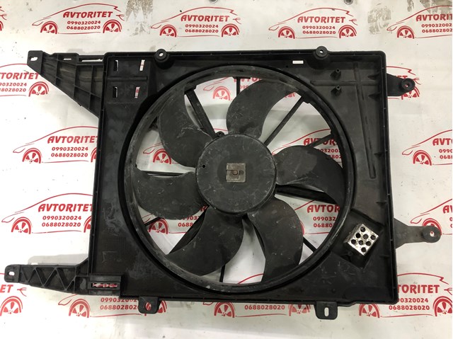  Renault (RVI) 8240257 цена, от 36.64 USD