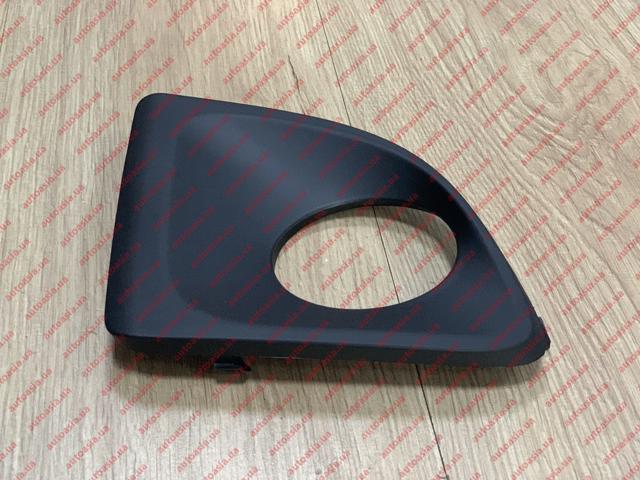 Заглушка противотуманки передней правой Chery T112803574