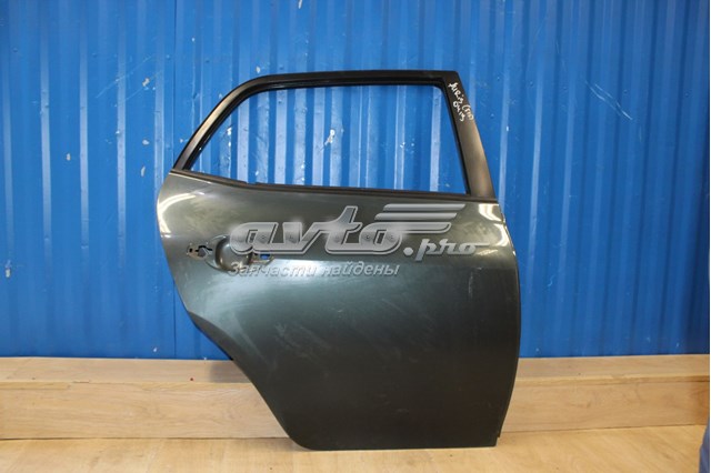 Puerta trasera derecha 6700302250 TOYOTA