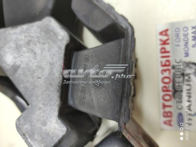 Купить AP000049 PolyAuto Передняя опора двигателя