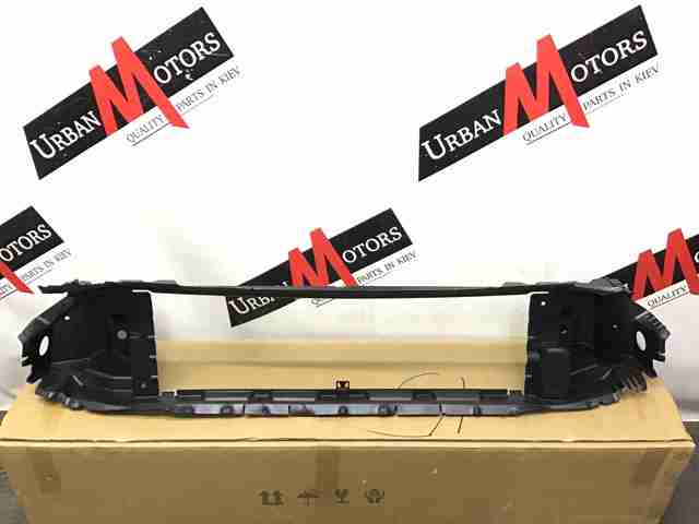 Нижний дефлектор радиатора LR139126 Land Rover