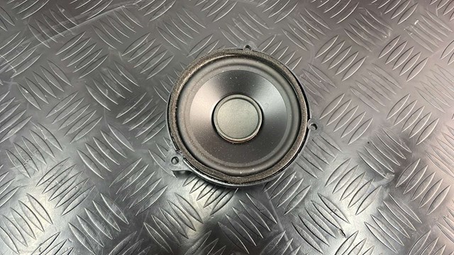 Динамик задней полки LR025876 Land Rover