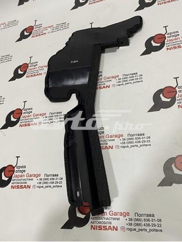 Правый дефлектор радиатора 215586RA0A Nissan/Infiniti