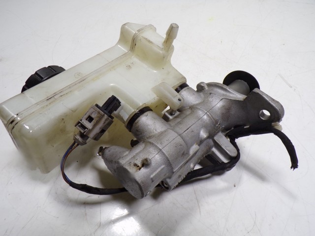 Compre Tanque de cilindro mestre do freio (de fluido de freio) Skoda Octavia 