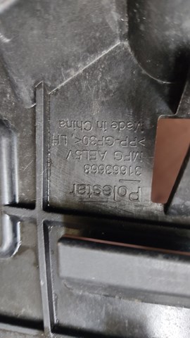 Кронштейн крепления бампера переднего левый Volvo 31663668 цена, от 61.67 USD