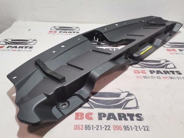 623226RR0A Nissan/Infiniti Накладка передней панели (суппорта радиатора) верхняя