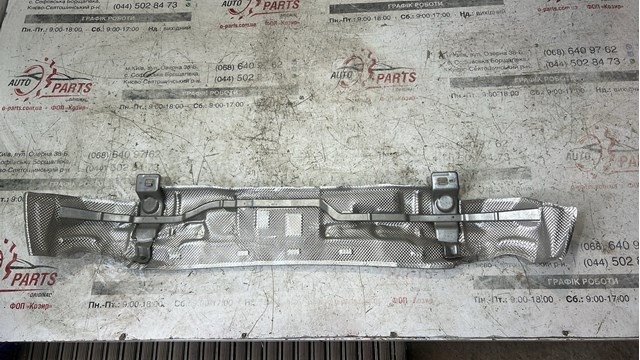 LR114214 Land Rover Крышка выпускного коллектора