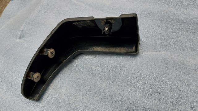 Купить 86832R2000 Hyundai/Kia Брызговик передний правый