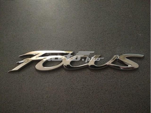 Эмблема крышки багажника (фирменный значок) на Ford Focus III 