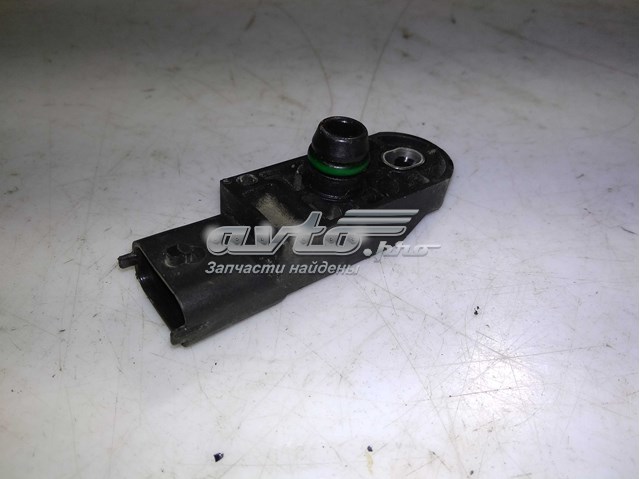 Sensor de presion de carga (inyeccion de aire turbina) 8200168253 RENAULT