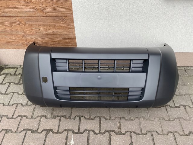 Передний бампер 735520009 Fiat/Alfa/Lancia