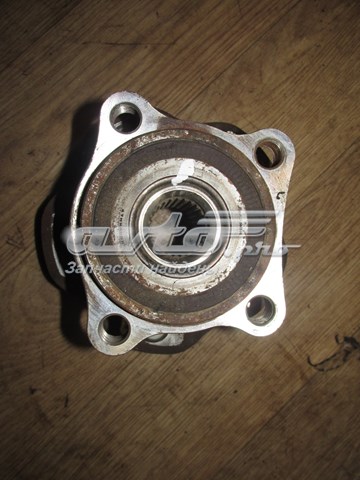 424100E031 Toyota cubo traseiro