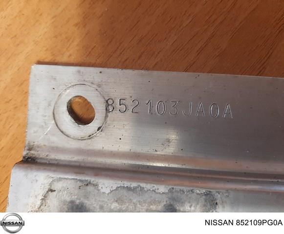 Soporte Amplificador Para Parachoques Trasero 852103JA0A NISSAN