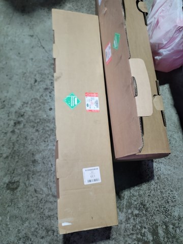 Задний амортизатор Land Rover LR047132
