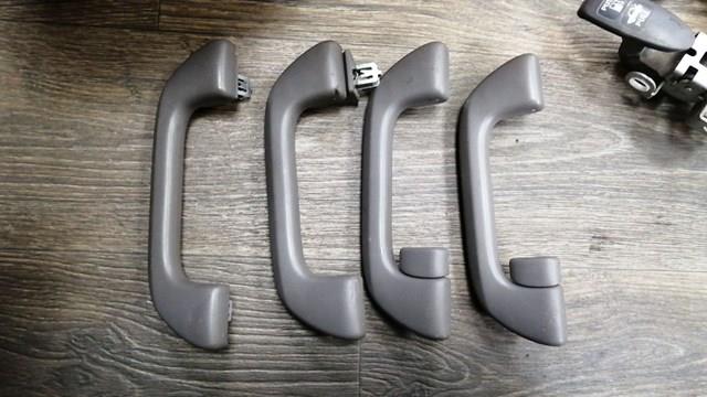 Manilla de techo 83240SNAA01ZA HONDA