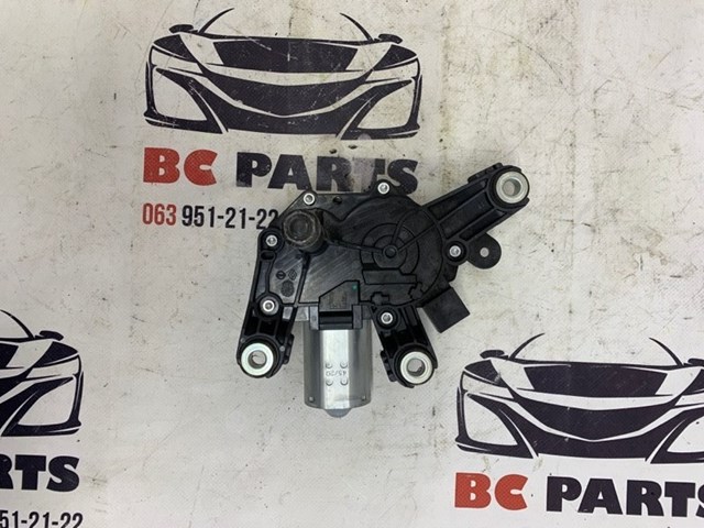 Стеклоочиститель двери задка Nissan/Infiniti 287106RR0A цена, от 30.86 USD