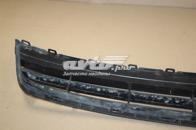 Rejilla de ventilación, paragolpes delantero, central 5N08536779B9 VAG