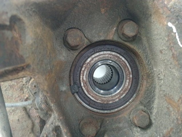 28411AJ011 Subaru 