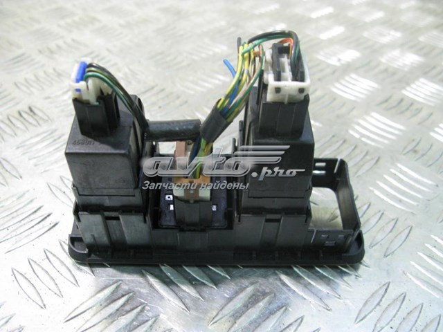 MR740609 Mitsubishi 