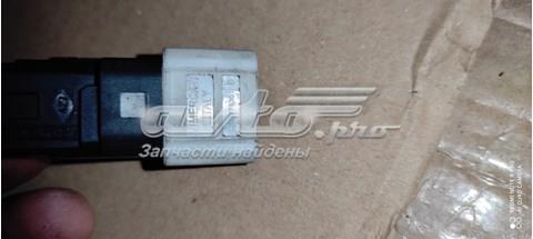 8200276361 Renault (RVI) датчик включения стопсигнала