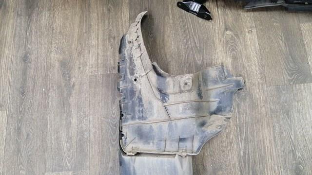 Крепление бамера левое Toyota 5259248020 цена, от 14.09 USD