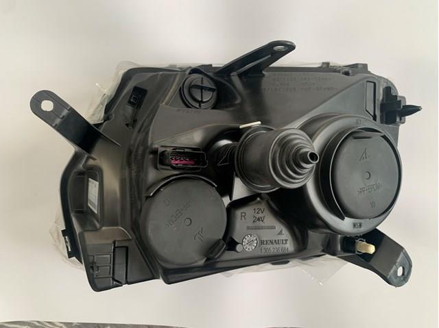 Фара правая Renault (RVI) 260101891R