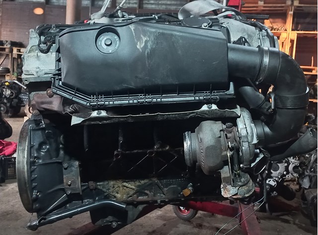 ДВС в сборе Mercedes OM612962 цена, от 1013.54 USD