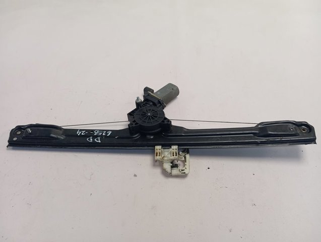 Стеклоподъемник передней правой двери 5801901052 Iveco