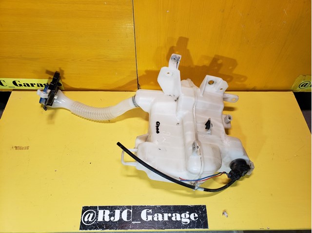 GHR167480 Mazda Бачок омывателя стекла