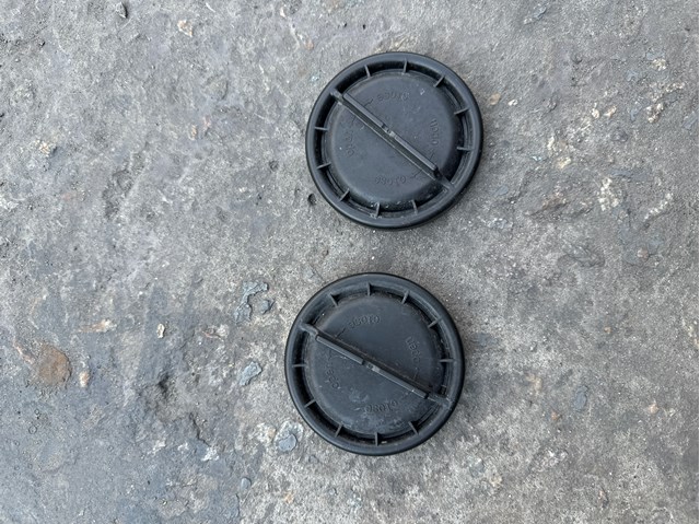 1305219122 Mercedes Заглушка фары