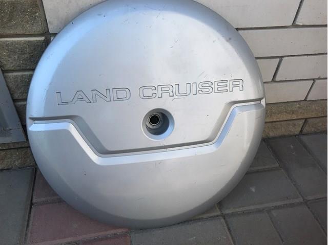 Capa da roda de recambio para Toyota Land Cruiser (J12)